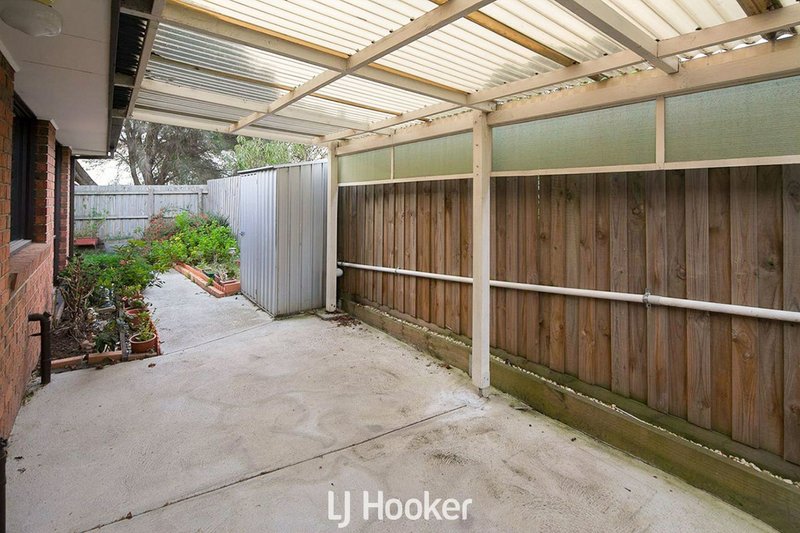 Photo - 2/21 Kerrison Drive, Hampton Park VIC 3976 - Image 13