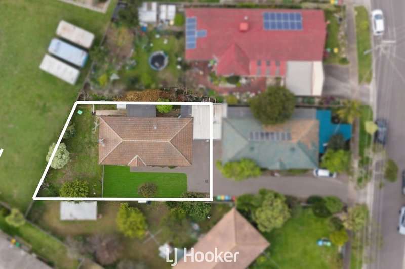 Photo - 2/21 Kerrison Drive, Hampton Park VIC 3976 - Image 15