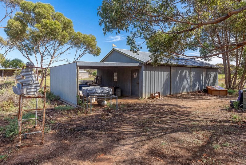 Photo - 221 Killawarra Road, Caloote SA 5254 - Image 17