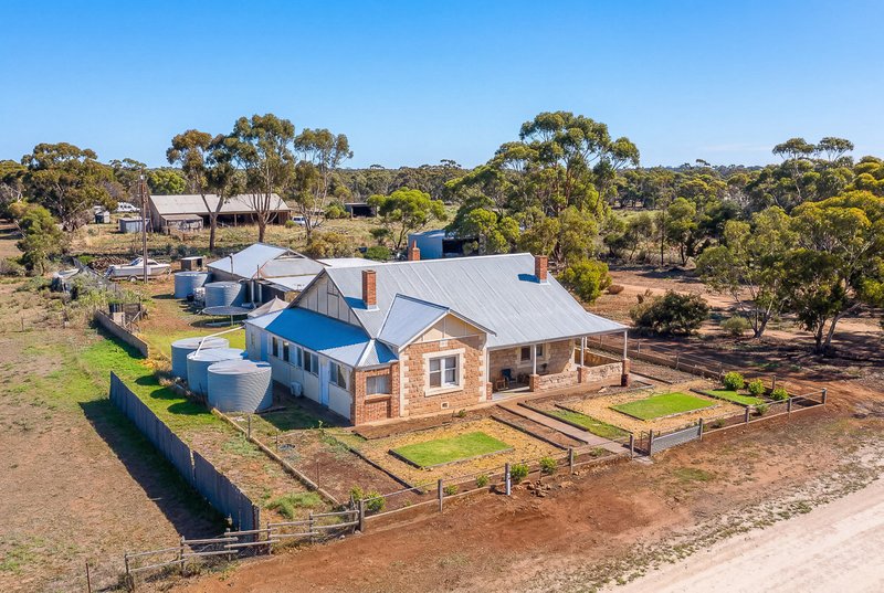 Photo - 221 Killawarra Road, Caloote SA 5254 - Image 19