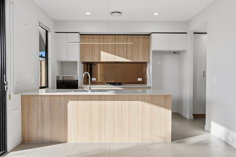 Photo - 22/1 Lake Serenity Boulevard, Helensvale QLD 4212 - Image 8