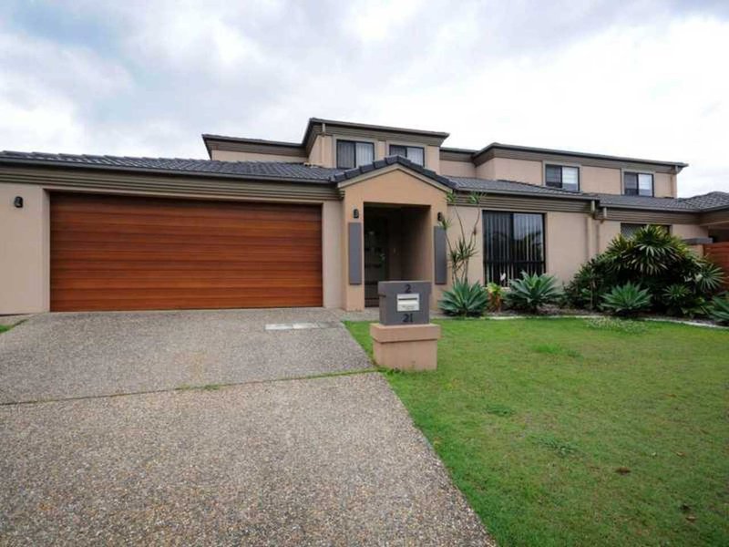 Photo - 2/21 Leopardwood Circuit, Robina QLD 4226 - Image 1