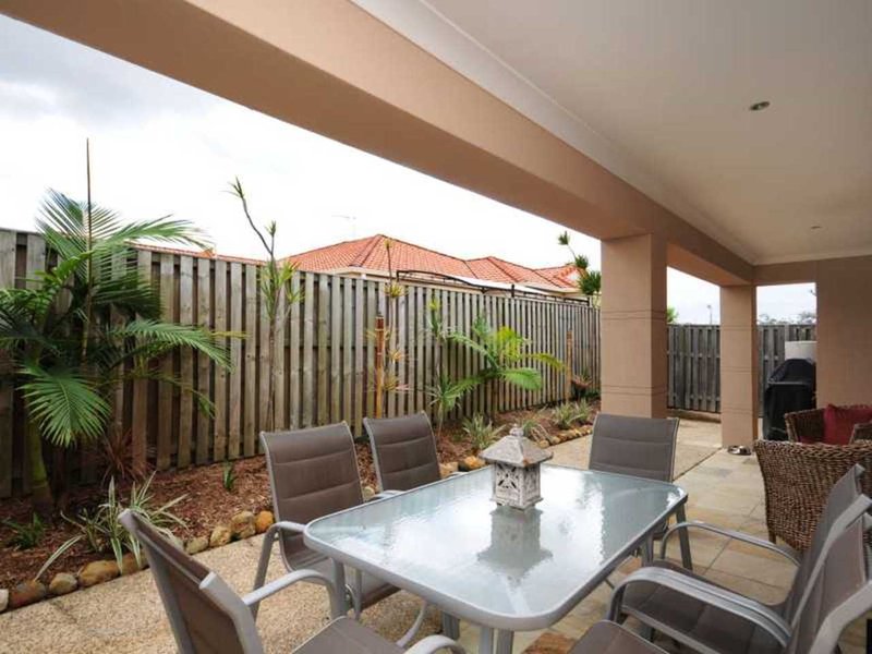 Photo - 2/21 Leopardwood Circuit, Robina QLD 4226 - Image 4