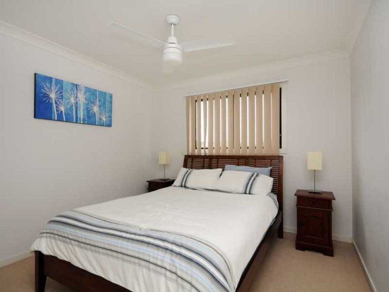 Photo - 2/21 Leopardwood Circuit, Robina QLD 4226 - Image 10