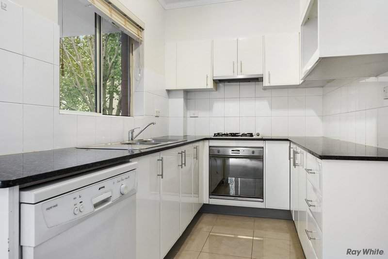 Photo - 2/21 Linda Street, Hornsby NSW 2077 - Image 2