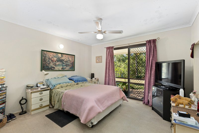 Photo - 221 Mcginn Road, Ferny Grove QLD 4055 - Image 7