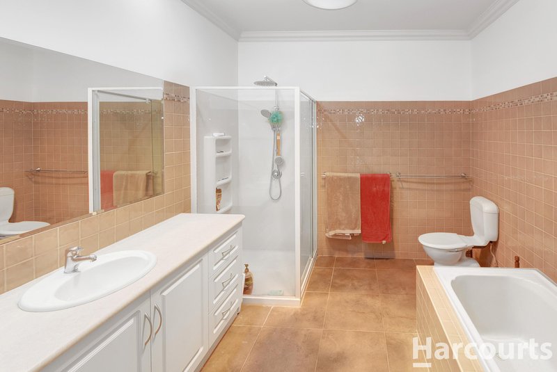 Photo - 2/21 Mctavish Boulevard, Horsham VIC 3400 - Image 9