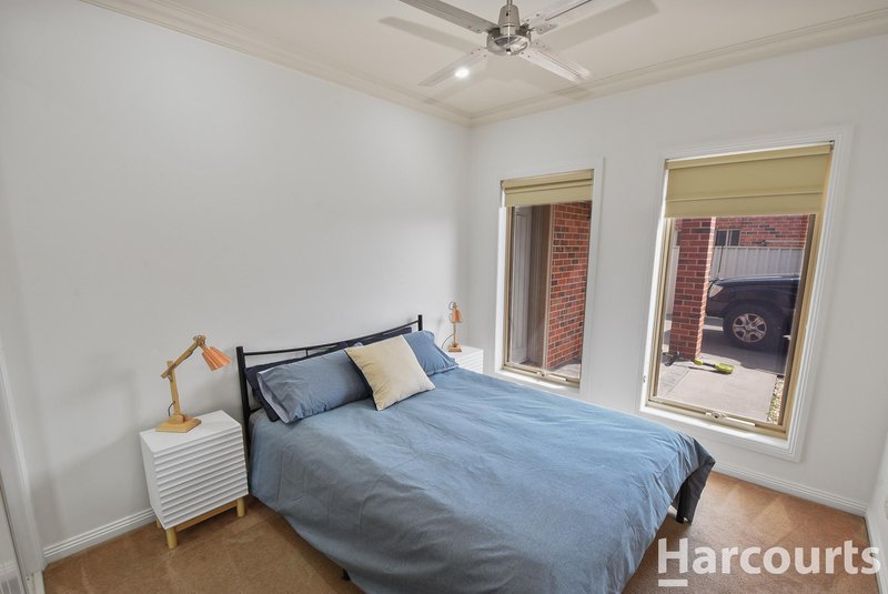 Photo - 2/21 Mctavish Boulevard, Horsham VIC 3400 - Image 10