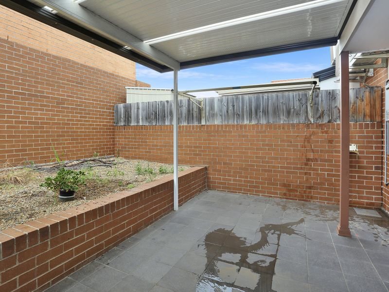 Photo - 2/21 Melton Street, Silverwater NSW 2128 - Image 7