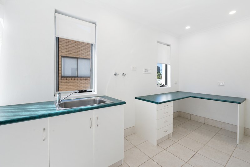Photo - 2/21 Montana Road, Mermaid Beach QLD 4218 - Image 14