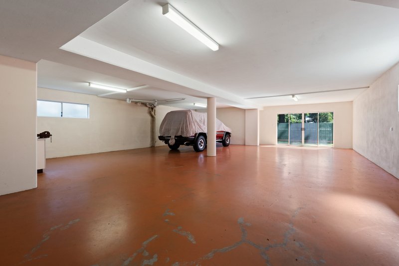 Photo - 2/21 Montana Road, Mermaid Beach QLD 4218 - Image 15