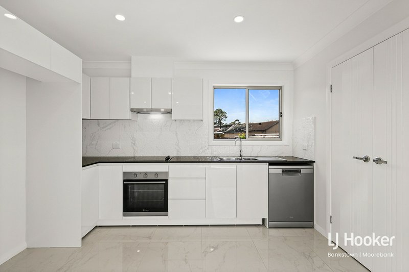 Photo - 22/1 Moss Street, Chester Hill NSW 2162 - Image 1