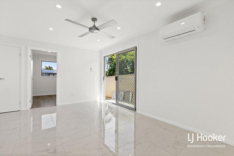 Photo - 22/1 Moss Street, Chester Hill NSW 2162 - Image 2