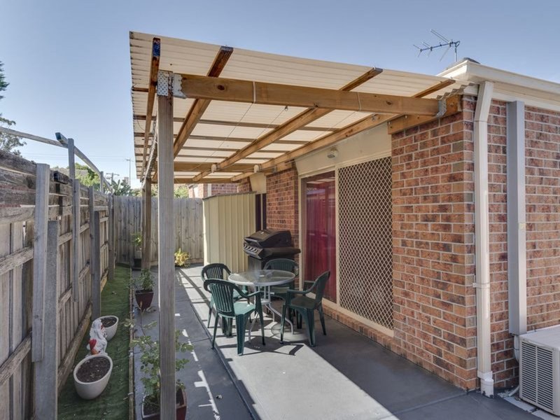 Photo - 2/21 Pittosporum Grove, Doveton VIC 3177 - Image 7