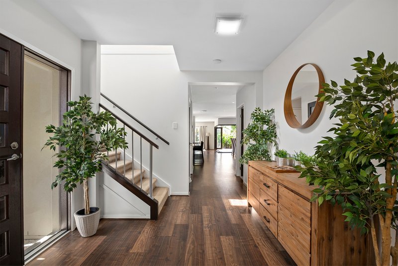 Photo - 221 Ridley Road, Bridgeman Downs QLD 4035 - Image 2