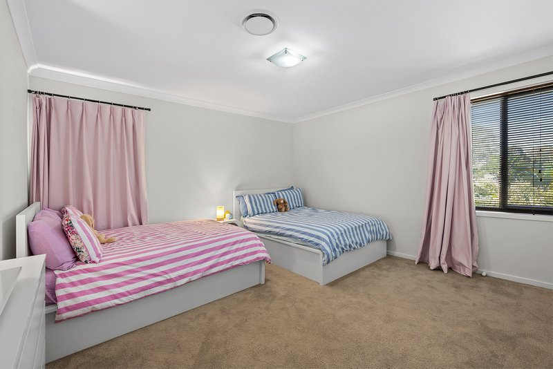 Photo - 221 Ridley Road, Bridgeman Downs QLD 4035 - Image 13