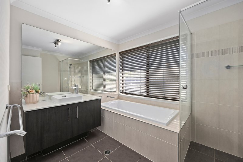 Photo - 221 Ridley Road, Bridgeman Downs QLD 4035 - Image 15