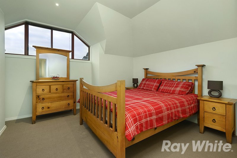 Photo - 2/21 Roberts Avenue, Mulgrave VIC 3170 - Image 7