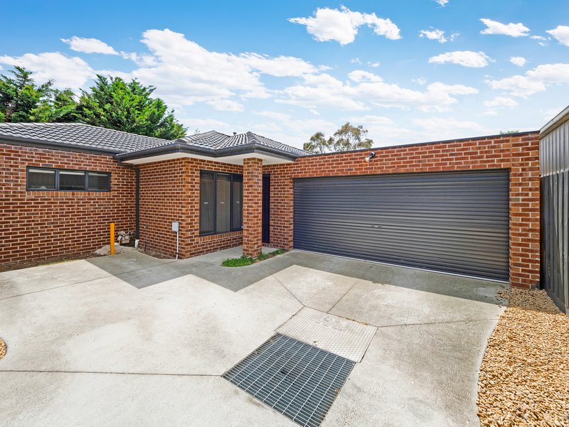 2/21 Rouse Street, Cranbourne VIC 3977