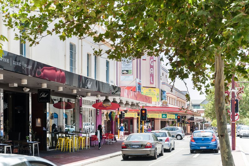 Photo - 2/21 Rowland Street, Subiaco WA 6008 - Image 2