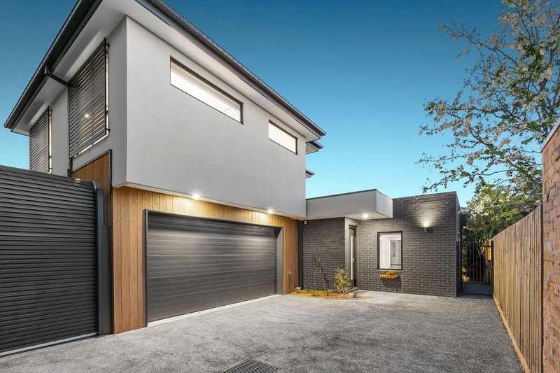 Photo - 2/21 Sandra Avenue, Fawkner VIC 3060 - Image 1