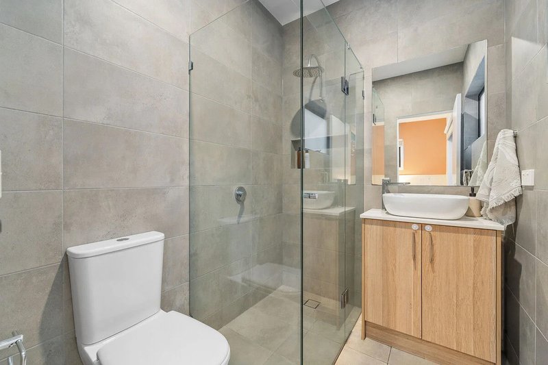 Photo - 2/21 Sandra Avenue, Fawkner VIC 3060 - Image 10