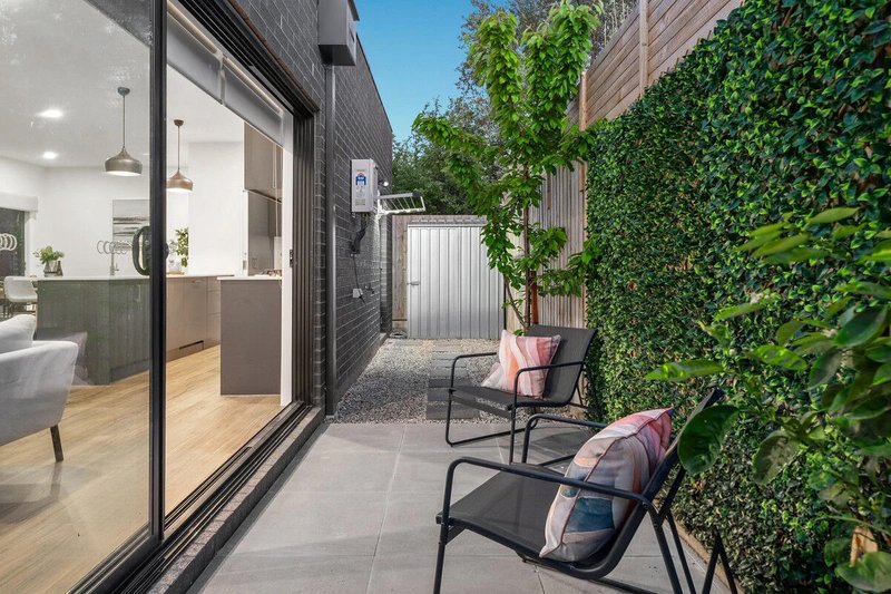 Photo - 2/21 Sandra Avenue, Fawkner VIC 3060 - Image 14