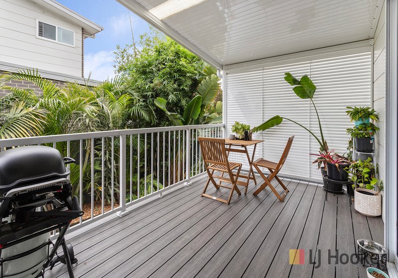 Photo - 2/21 Theodore Street, Oak Flats NSW 2529 - Image 3