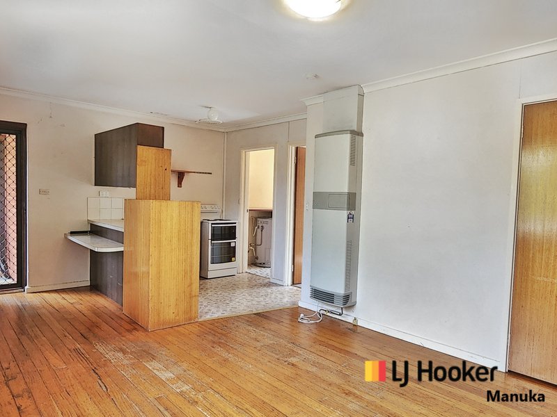 Photo - 2/21 Thomson Street, Chifley ACT 2606 - Image 1