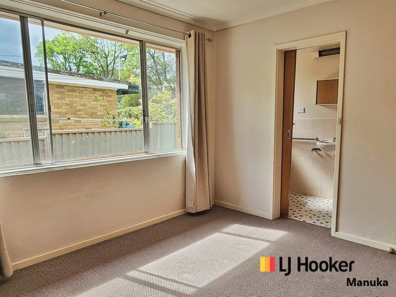 Photo - 2/21 Thomson Street, Chifley ACT 2606 - Image 3