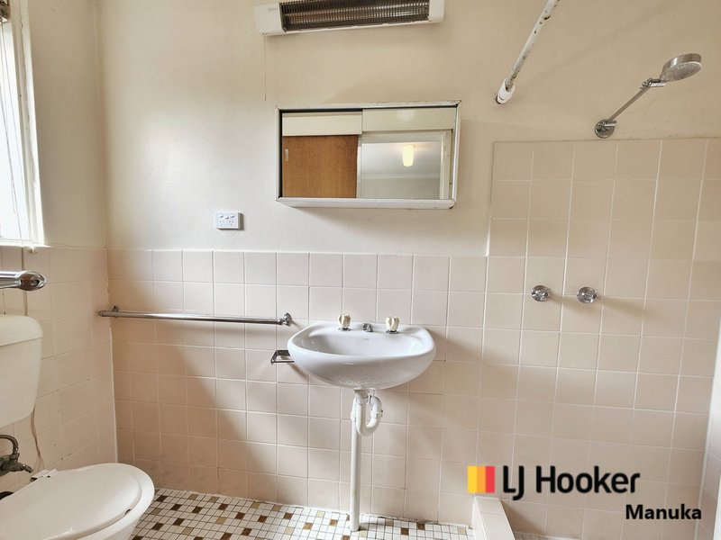 Photo - 2/21 Thomson Street, Chifley ACT 2606 - Image 4