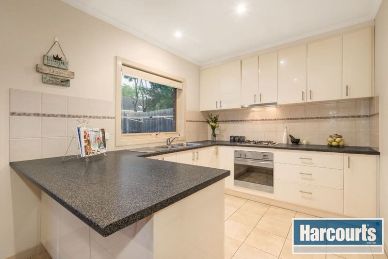 Photo - 2/21 Tyner Road, Wantirna South VIC 3152 - Image 3