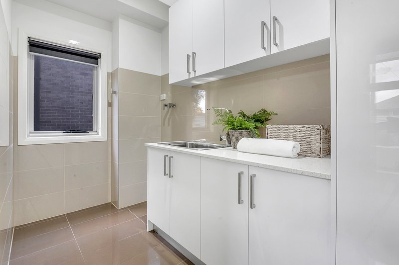 Photo - 2/21 Watt Avenue, Oak Park VIC 3046 - Image 10