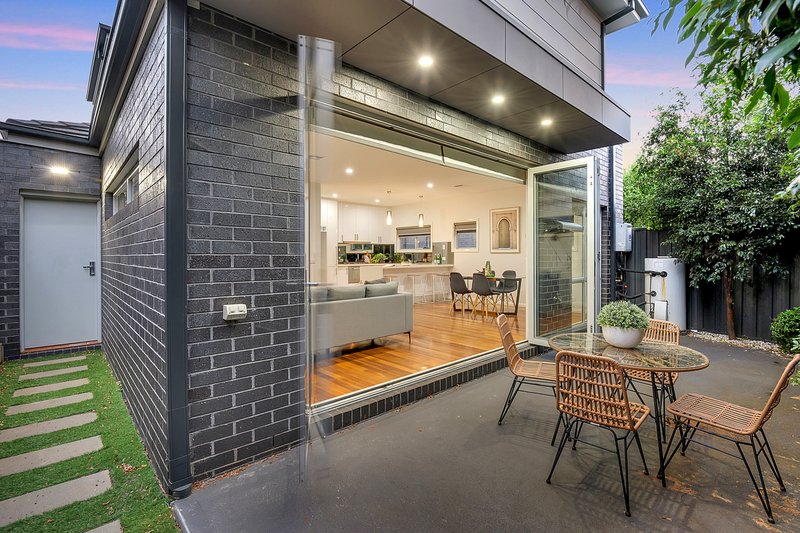 Photo - 2/21 Watt Avenue, Oak Park VIC 3046 - Image 16