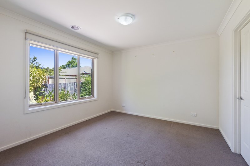 Photo - 2/21 Woodvale Road, Boronia VIC 3155 - Image 5