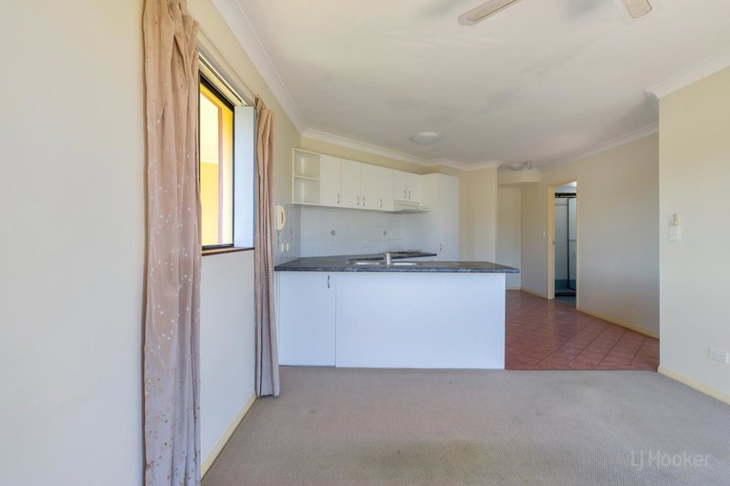 Photo - 22/10-12 Bath Street, Labrador QLD 4215 - Image 6