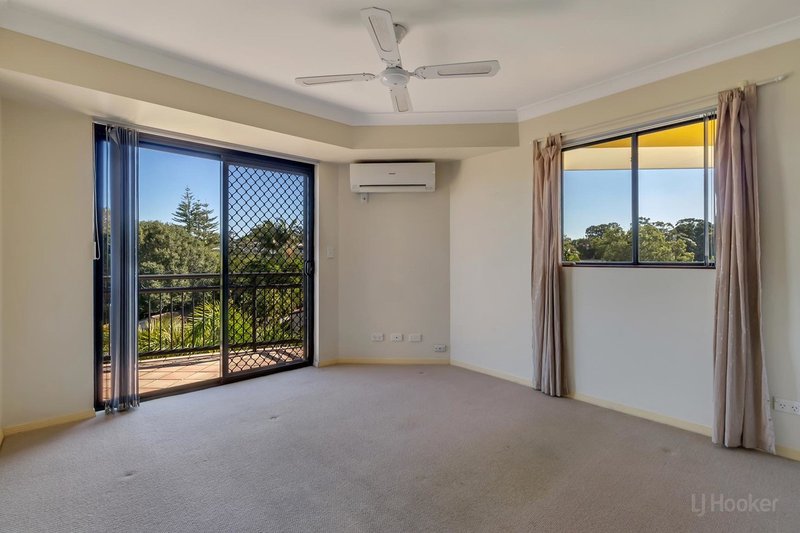 Photo - 22/10-12 Bath Street, Labrador QLD 4215 - Image 7