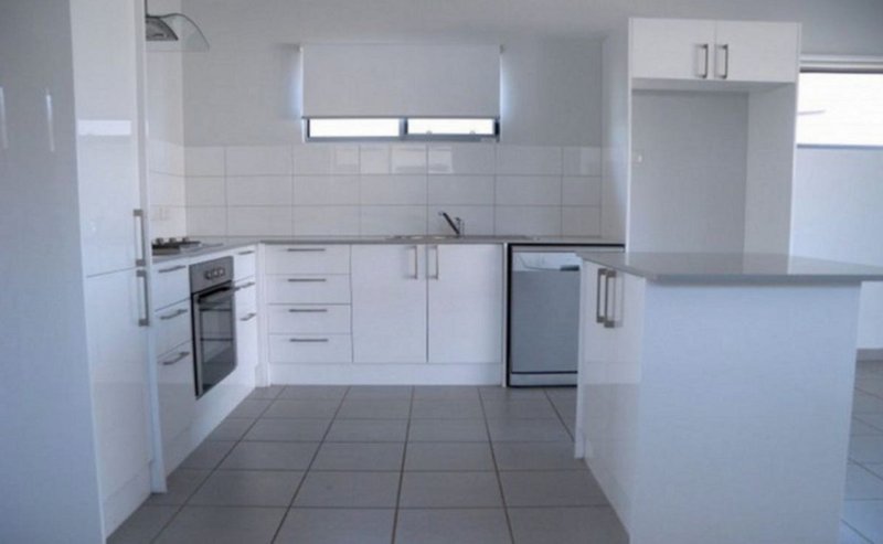 Photo - 22/10 Damascene Crescent, Bellamack NT 0832 - Image 3