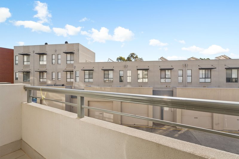 Photo - 22/10 Darby Lane, Mawson Lakes SA 5095 - Image 11