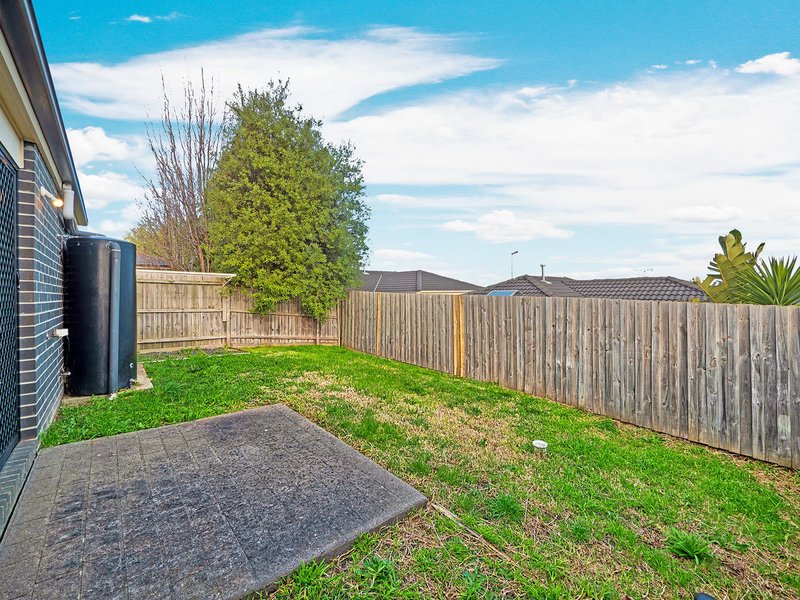 Photo - 22/107 Army Road, Pakenham VIC 3810 - Image 11