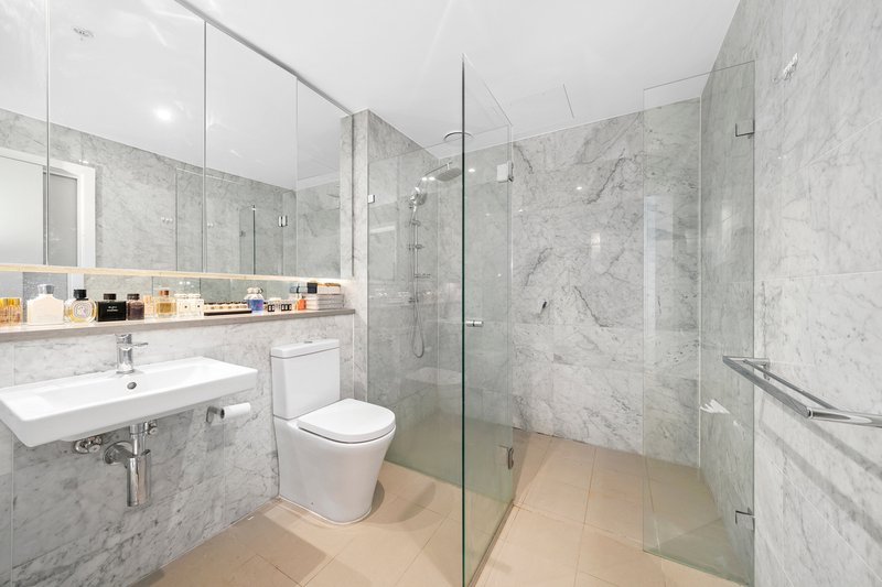 Photo - 2210/8 Walker Street, Rhodes NSW 2138 - Image 4