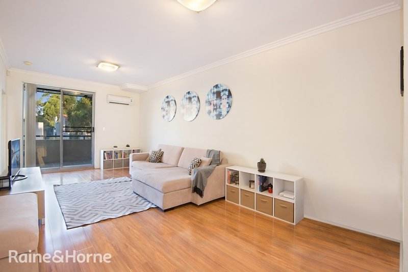 Photo - 22/11 Glenvale Avenue, Parklea NSW 2768 - Image 2