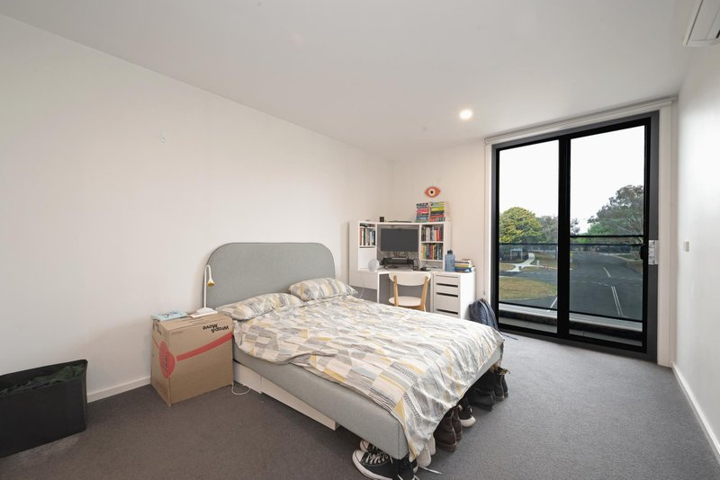 Photo - 22/111 Canberra Avenue, Griffith ACT 2603 - Image 3