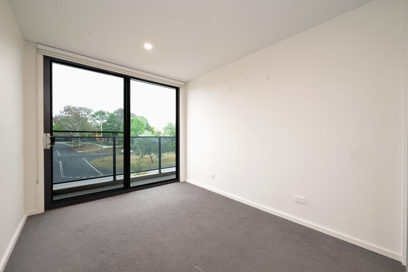 Photo - 22/111 Canberra Avenue, Griffith ACT 2603 - Image 6