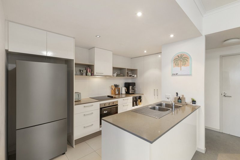 Photo - 221/129 Laver Drive, Robina QLD 4226 - Image 7