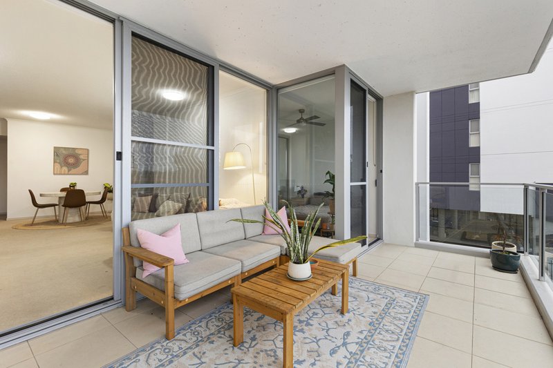 Photo - 221/129 Laver Drive, Robina QLD 4226 - Image 13
