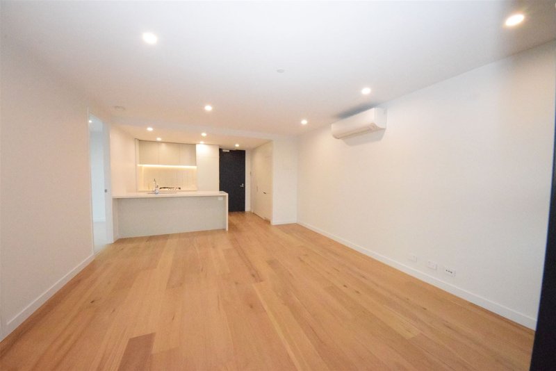 Photo - 2211/3 Young Street, Box Hill VIC 3128 - Image 12