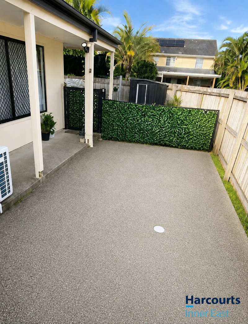 Photo - 2/2117 Wynnum Road, Wynnum West QLD 4178 - Image 6