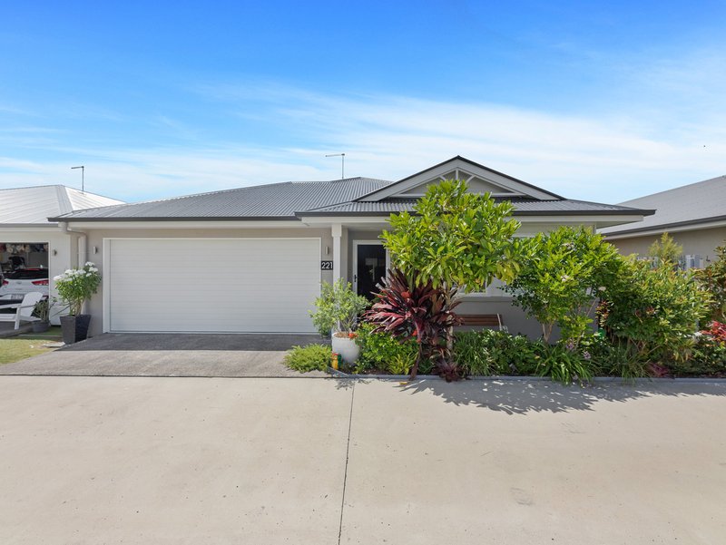 221/2-20 Island View Drive, Urangan QLD 4655