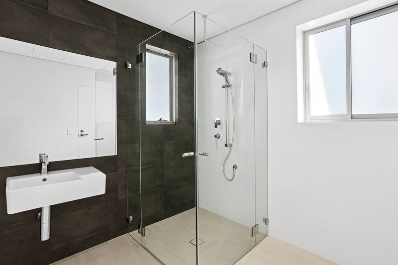 Photo - 22/12 Darley Street, Forestville NSW 2087 - Image 2